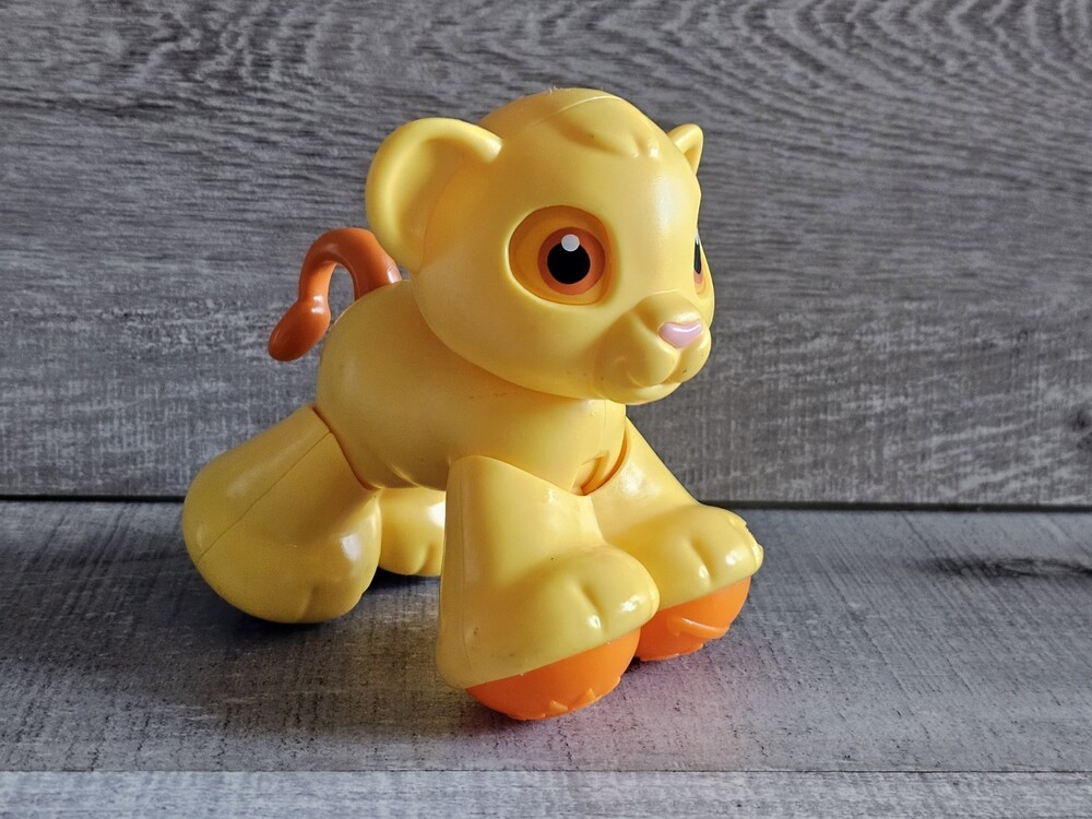 Fisher Price Disney Simba Amazing Animals Train Click Pal Sensory Baby Lion King